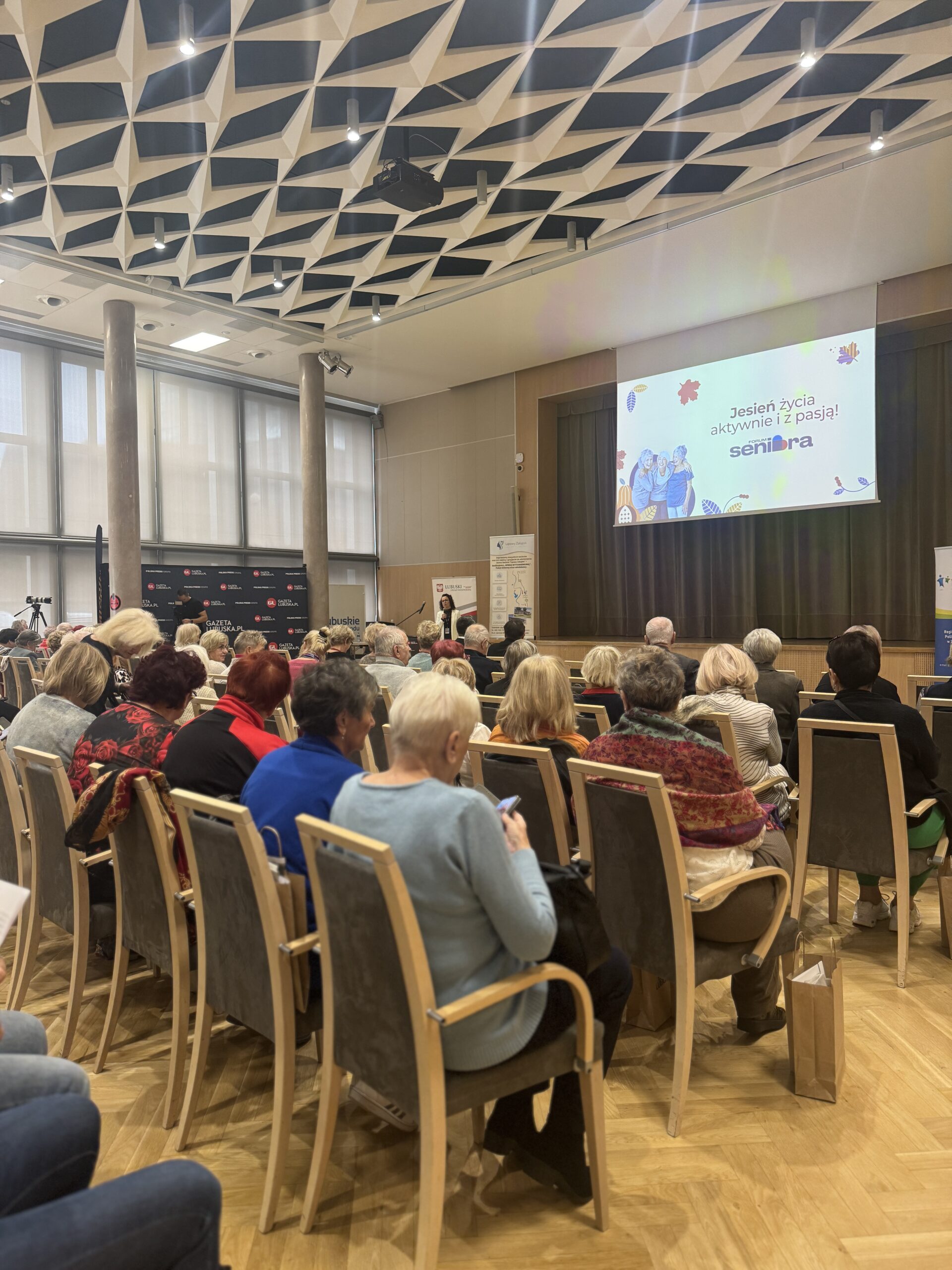 konferencja forum seniora